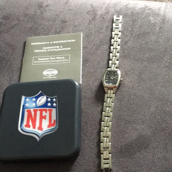 NFL women’s Houston Texans watch - Picture 6 of 6